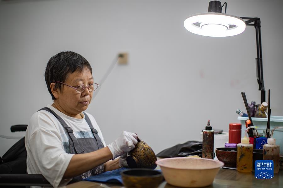 巅峰银河棋牌